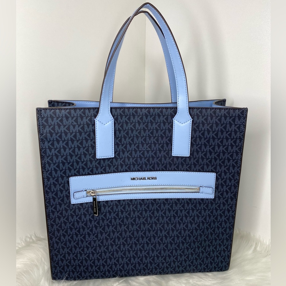 Michael Kors Kenly Tote Bag - LT SKY - NEW - NEVER USED
